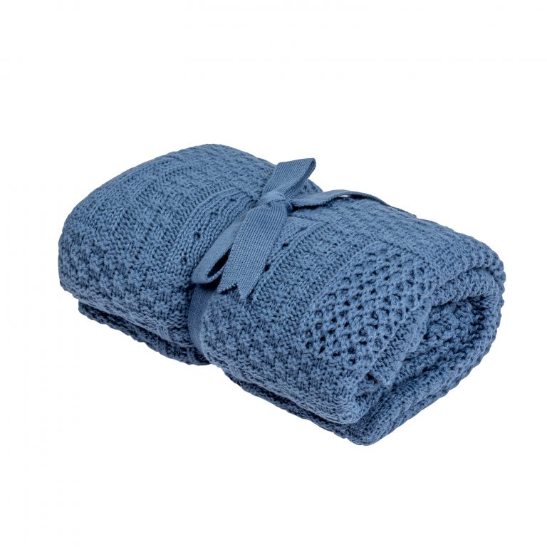 Knitted Blanket thumbnail 2