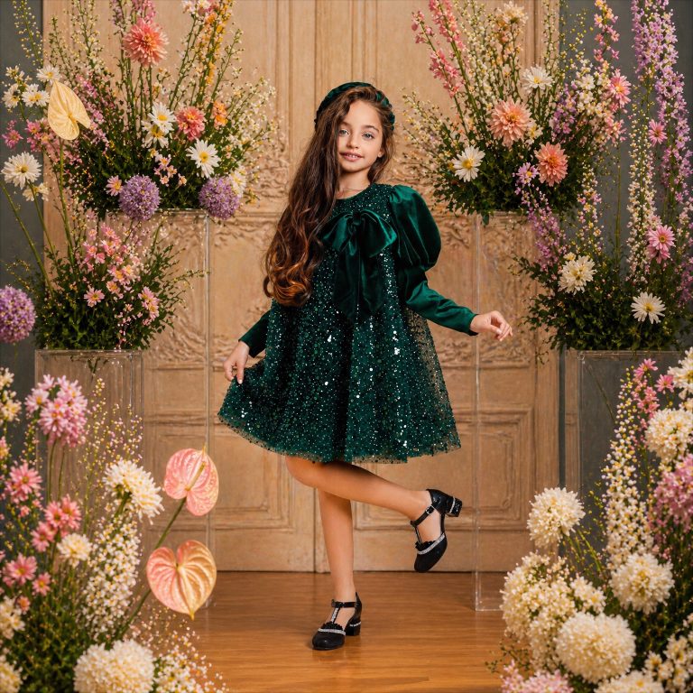 Mimi Nova