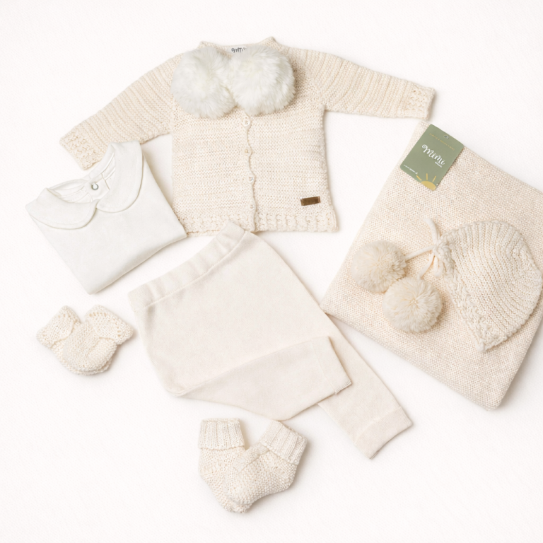 Knitted 7 Piece Set
