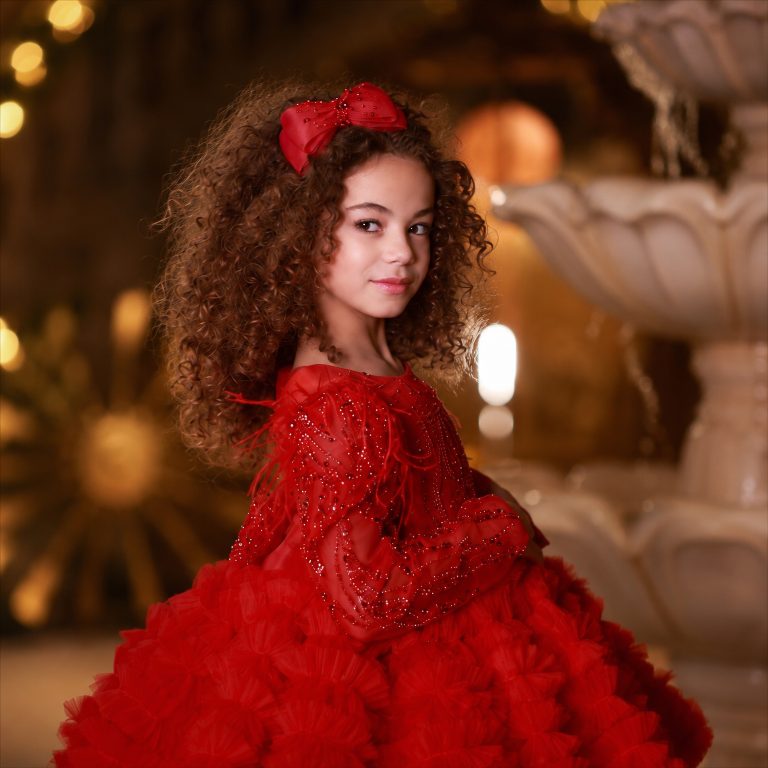 Mimi Holly Sparkle